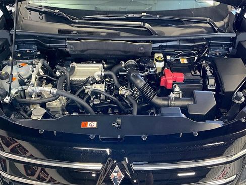 New 2026 Mitsubishi Outlander SEL image 11