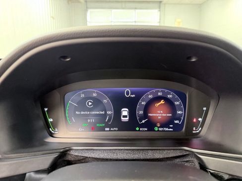 Used 2025 Honda Accord Sport image 32