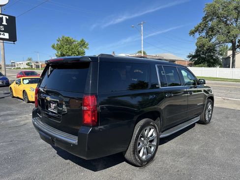 Used 2016 Chevrolet Suburban LTZ AWD/4WD image 7