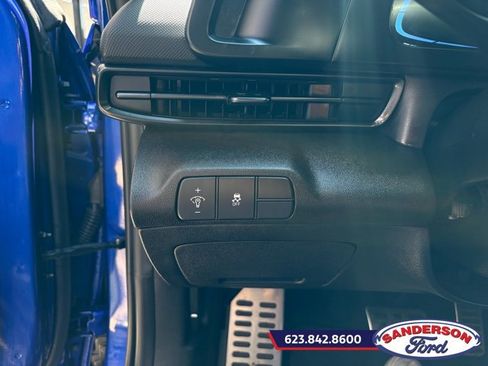 Used 2025 Hyundai Elantra Sport FWD image 12