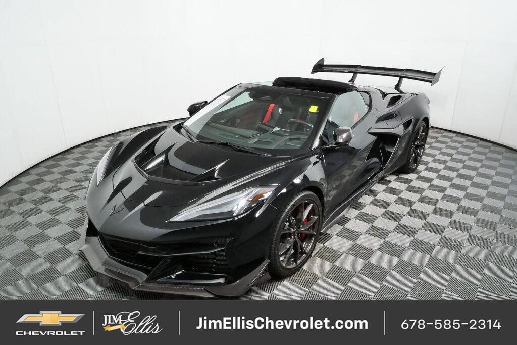 Used 2027 Chevrolet Corvette ZR1 w/ ZR1 Carbon Fiber Aero Package RWD image 24