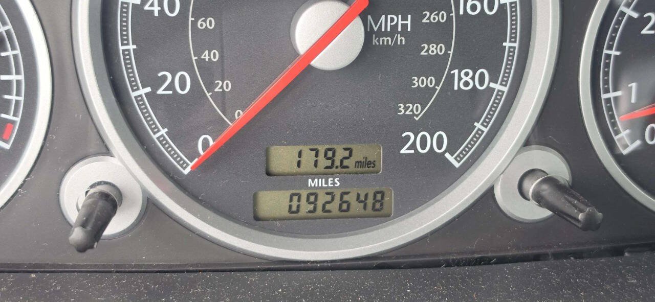 Used 2005 Chrysler Crossfire SRT-6 RWD image 10