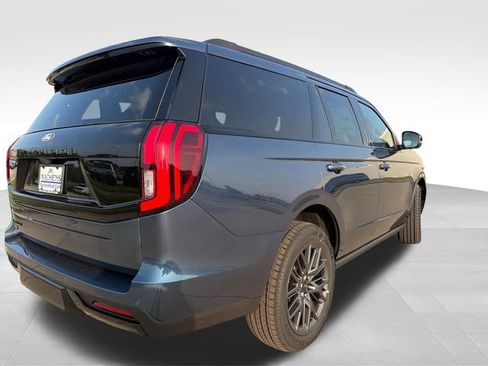 New 2027 Ford Expedition Platinum w/ Stealth Appearance Package AWD/4WD image 10