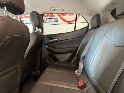 Certified 2024 Buick Encore GX Sport Touring image 21