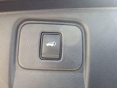 Used 2017 Nissan Murano Platinum w/ Platinum Technology Package image 10