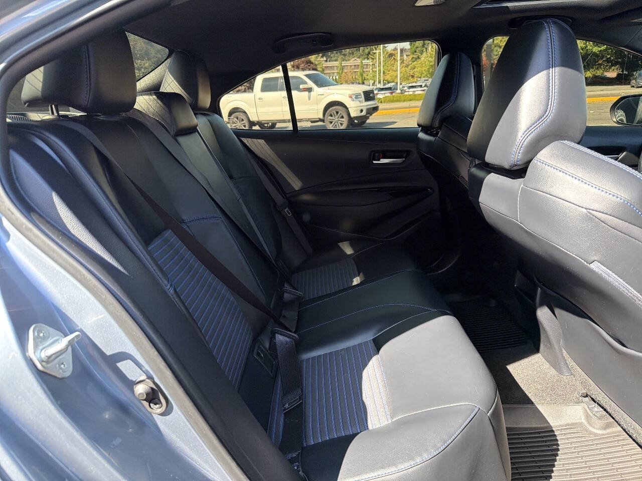 Used 2020 Toyota Corolla XSE FWD image 21