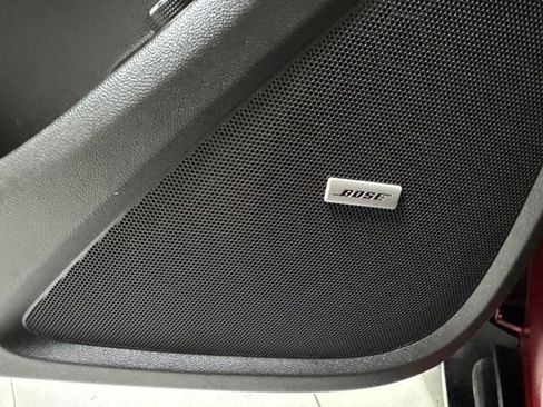 Used 2019 Chevrolet Traverse LT w/ LT Premium Package FWD image 5