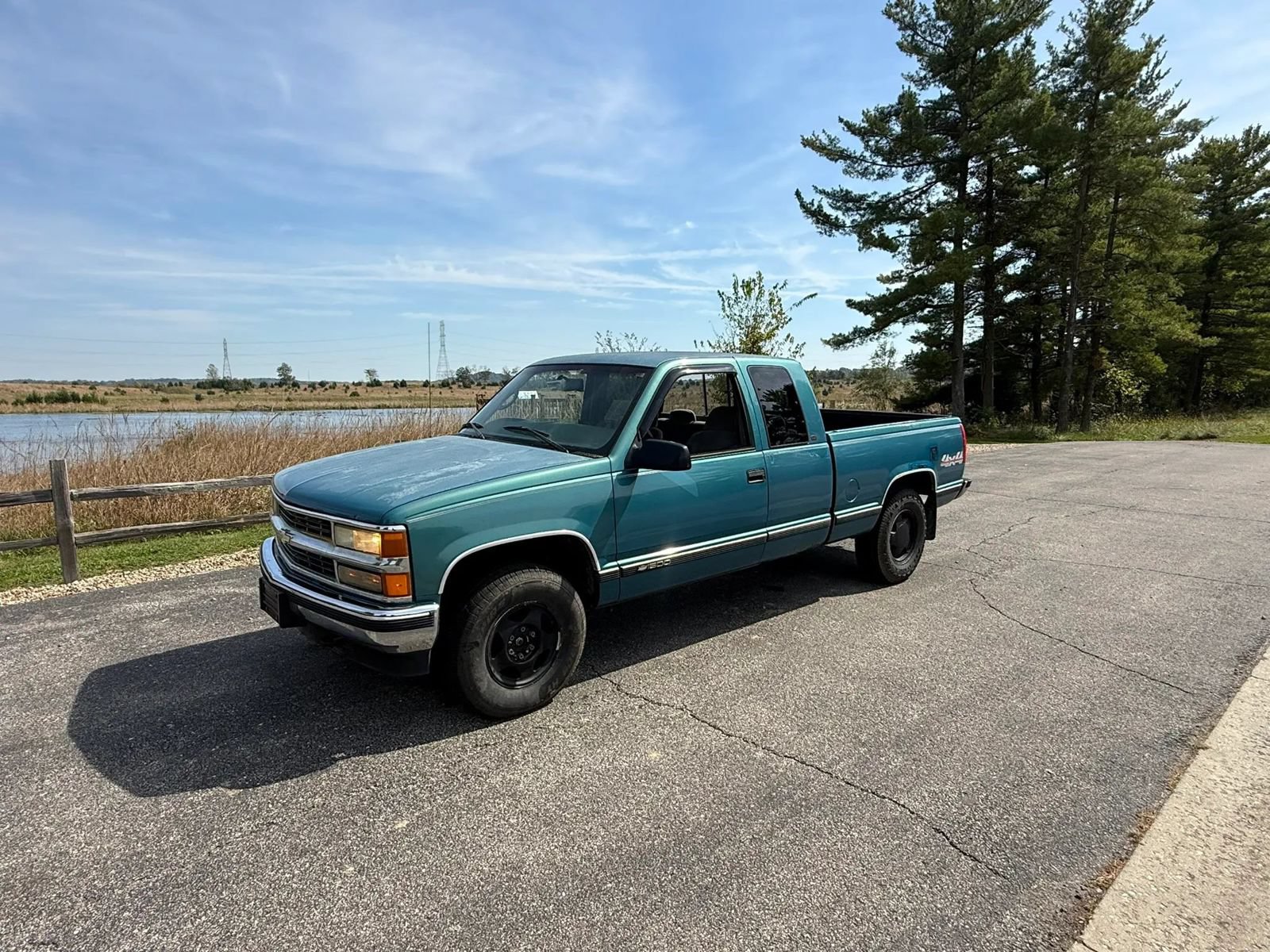 Used 1998 Chevrolet Silverado 1500 4x4 Extended Cab w/ Preferred Equipment Group 2 image 1