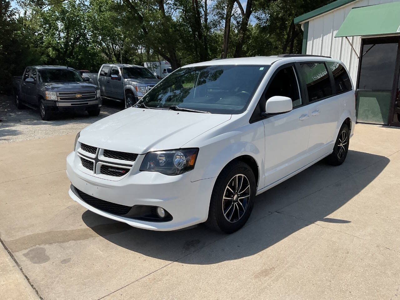 Used 2019 Dodge Grand Caravan GT FWD image 5