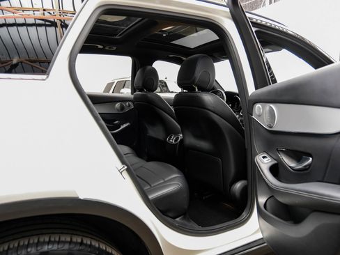 Used 2019 Mercedes-Benz GLC 300 image 45