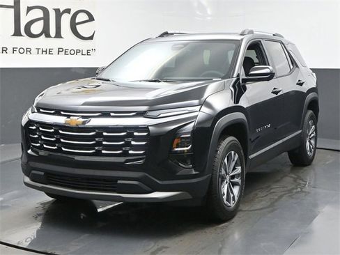 New 2026 Chevrolet Equinox LT w/ Safety and Technology Package image 7