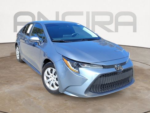 Used 2022 Toyota Corolla LE image 7