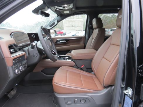 New 2026 Chevrolet Tahoe High Country image 14