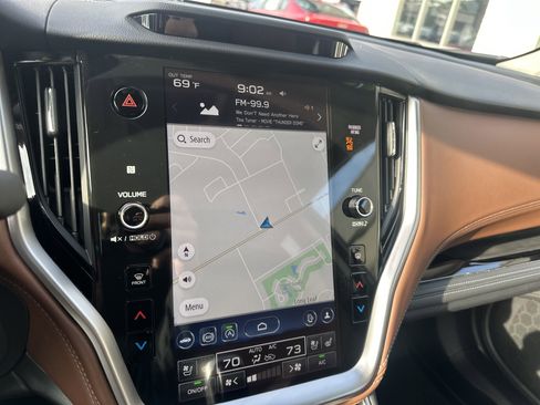 Used 2025 Subaru Outback Touring XT w/ Popular Package #2 image 16