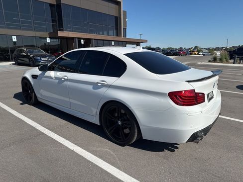 Used 2015 BMW M5 RWD image 3
