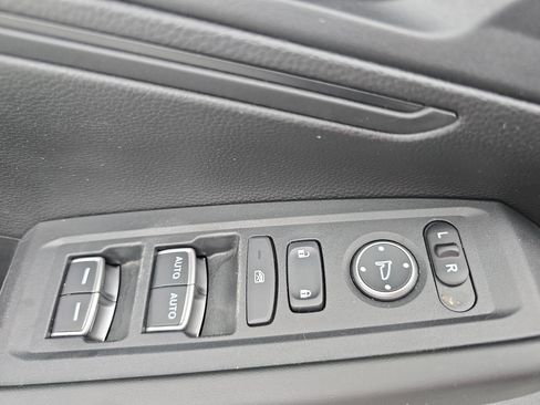 Used 2023 Honda Accord LX image 26