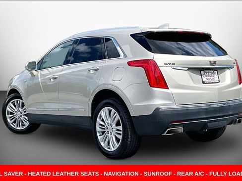 Used 2017 Cadillac XT5 Premium Luxury FWD image 4
