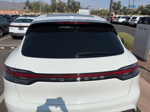 Used 2023 Porsche Macan AWD/4WD image 6
