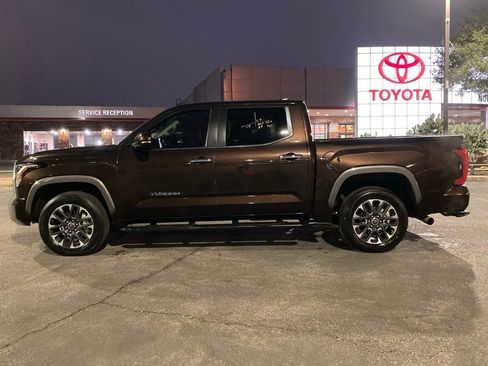 Used 2024 Toyota Tundra Limited image 8