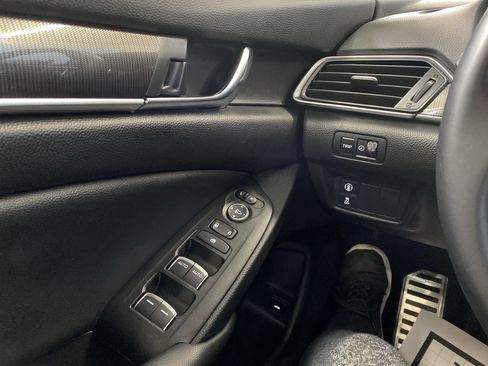 Used 2022 Honda Accord Sport image 22