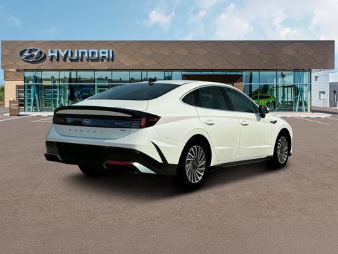 New 2025 Hyundai Sonata SEL image 7