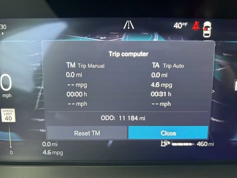 Certified 2025 Volvo XC60 B5 Plus AWD/4WD image 20
