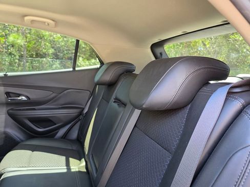 Used 2019 Buick Encore Sport Touring image 21