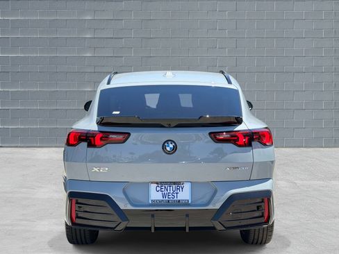 New 2026 BMW X2 xDrive28i w/ M Sport Package AWD/4WD image 4
