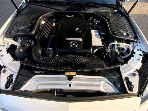 Used 2018 Mercedes-Benz C 300 4MATIC Sedan image 26