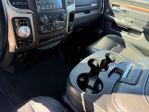 Used 2017 RAM 1500 Laramie image 13