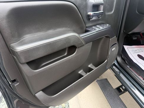Used 2018 GMC Sierra 1500 SLT AWD/4WD image 9
