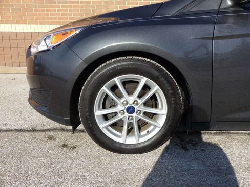 Used 2017 Ford Focus SE image 12