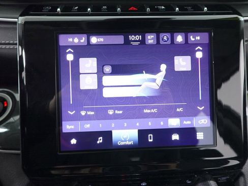 Used 2022 Jeep Grand Cherokee Laredo w/ Luxury Tech Group I image 19