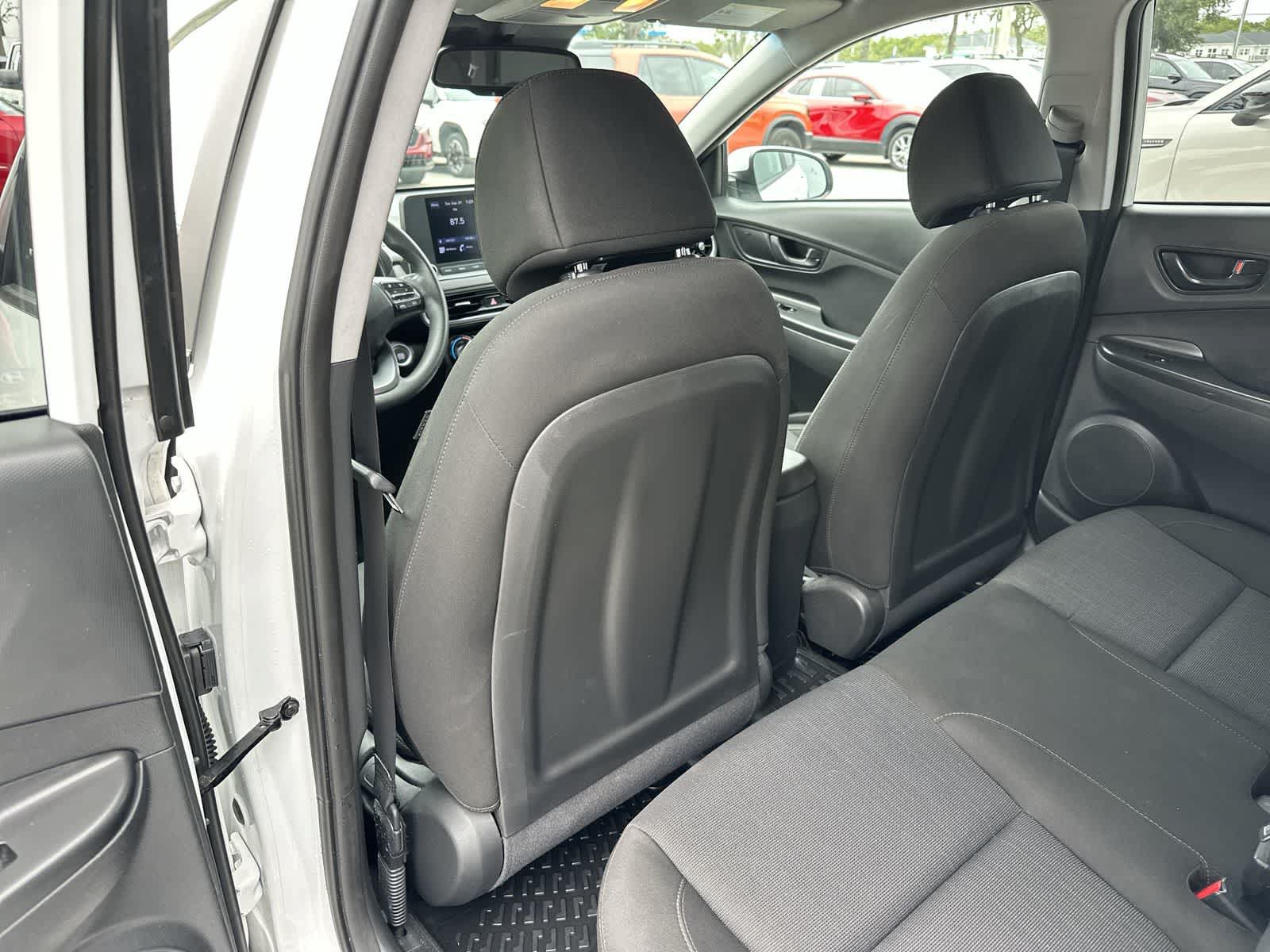 Used 2022 Hyundai Kona SEL FWD image 17