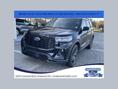Used 2025 Ford Explorer ST-Line w/ ST-Line Street Pack