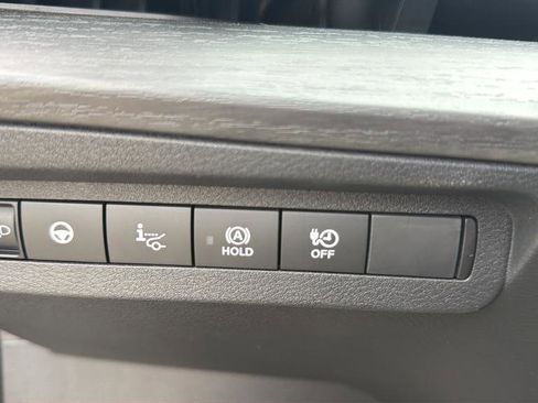 Certified 2023 Nissan Ariya AWD image 19