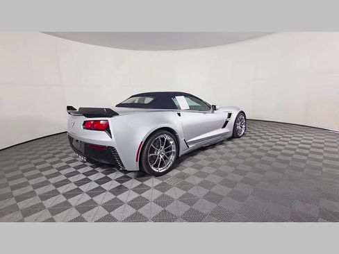 Used 2019 Chevrolet Corvette Grand Sport RWD image 40