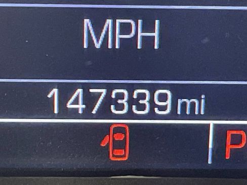 Used 2018 GMC Sierra 2500 SLT w/ Duramax Plus Package image 18