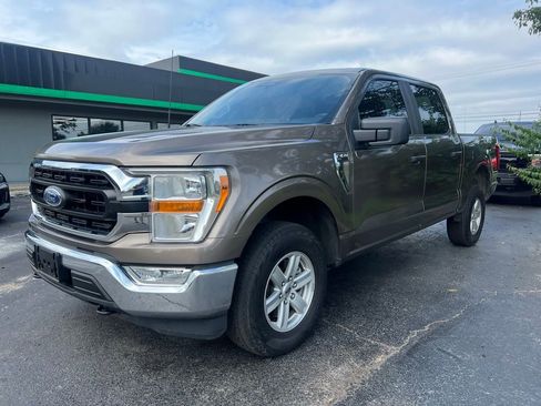 Used 2022 Ford F150 XLT AWD/4WD image 2