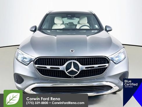 Used 2023 Mercedes-Benz GLC 300 4MATIC image 2