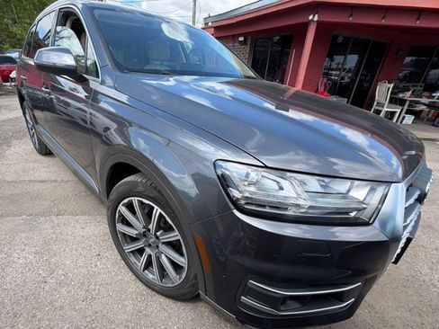 Used 2018 Audi Q7 3.0T Prestige AWD/4WD image 3