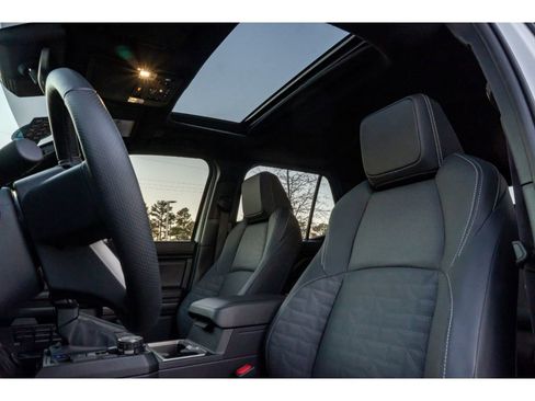 Used 2025 Toyota 4Runner TRD Sport Premium image 12