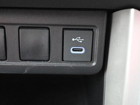 Used 2025 Toyota Corolla Cross AWD Hybrid image 21