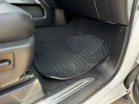 Used 2020 Chevrolet Silverado 2500 LTZ w/ LTZ Premium Package image 20