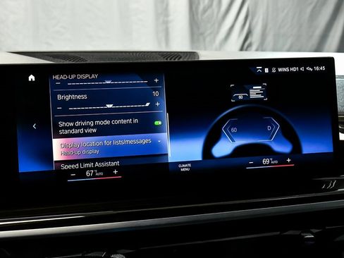 Used 2023 BMW X7 xDrive40i w/ Executive Package image 40