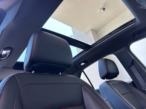 Used 2024 Chevrolet Equinox RS w/ RS Leather Package image 19