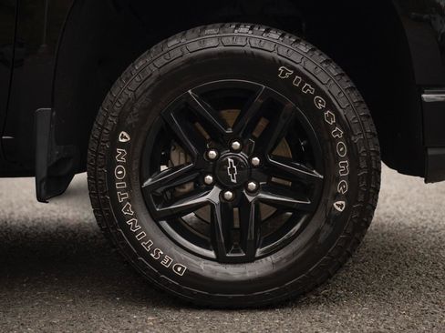 Used 2020 Chevrolet Silverado 1500 LT Trail Boss w/ Midnight Edition image 25