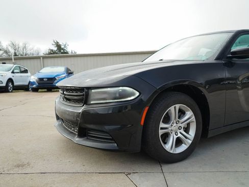 Used 2021 Dodge Charger SXT w/ Leather Interior Group image 11