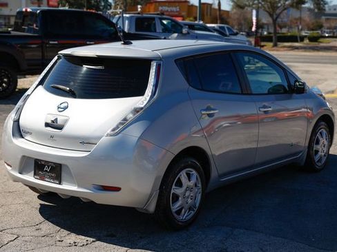 Used 2016 Nissan Leaf S w/ Charger Package image 16