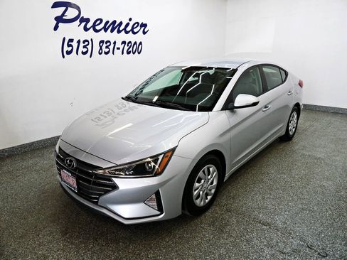 Used 2019 Hyundai Elantra SE FWD image 1